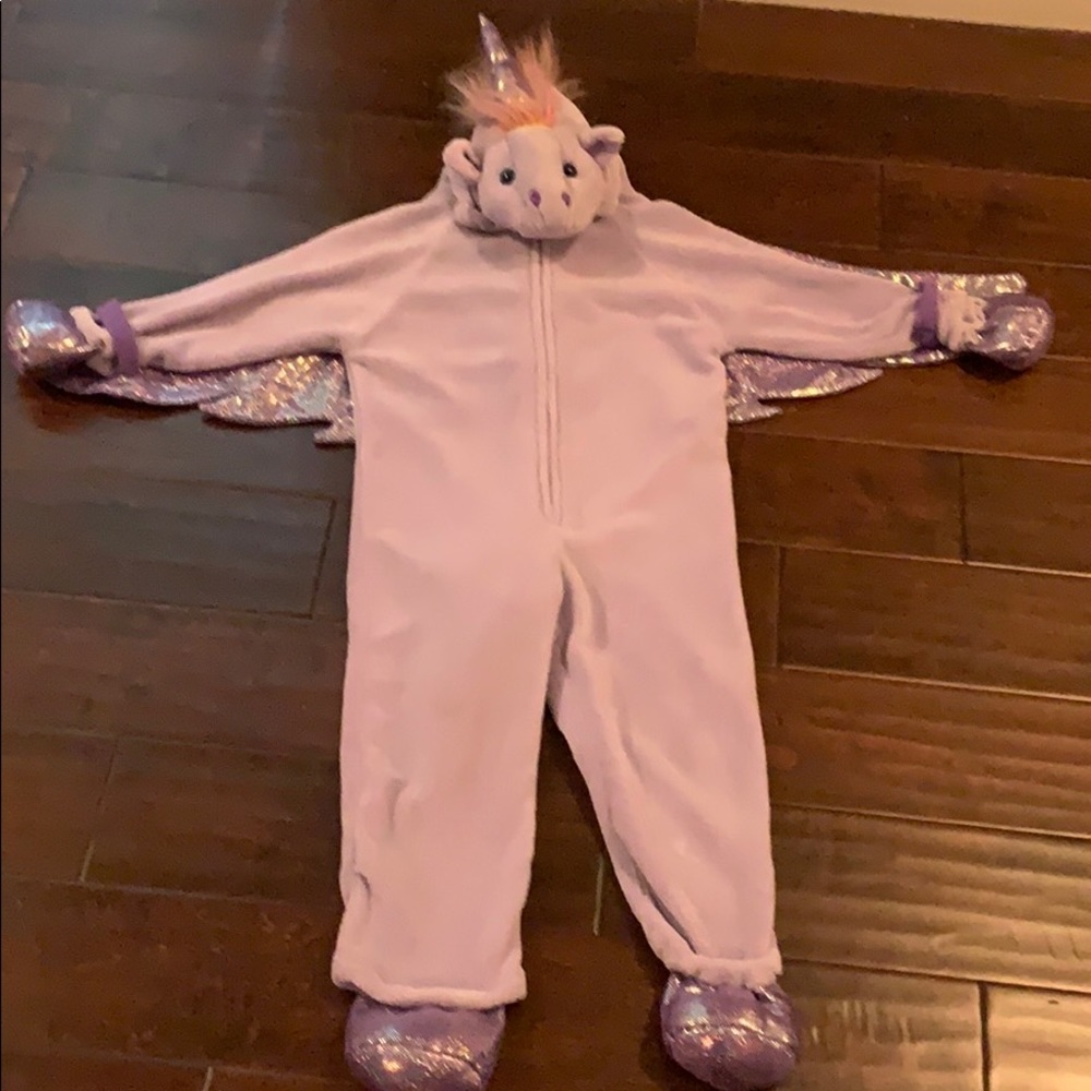 Halloween costume Unicorn